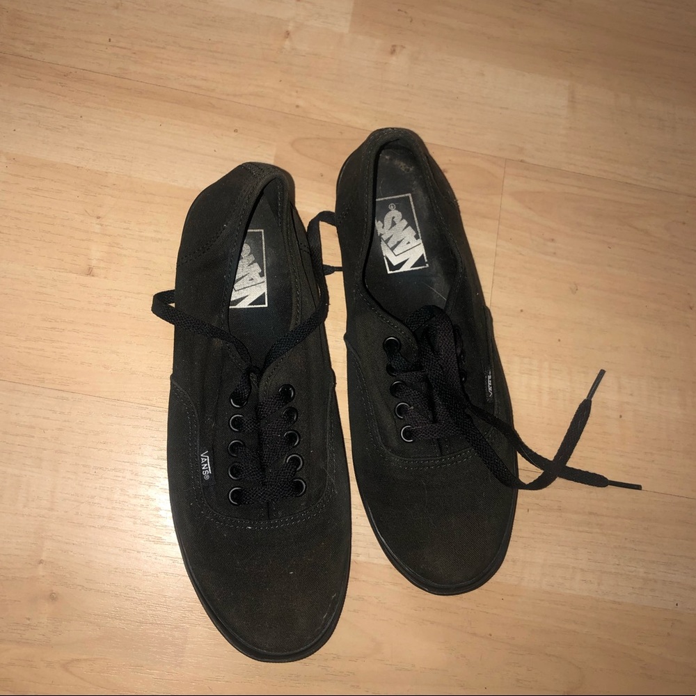 Black vans women’s size 8 or men’s 6.5